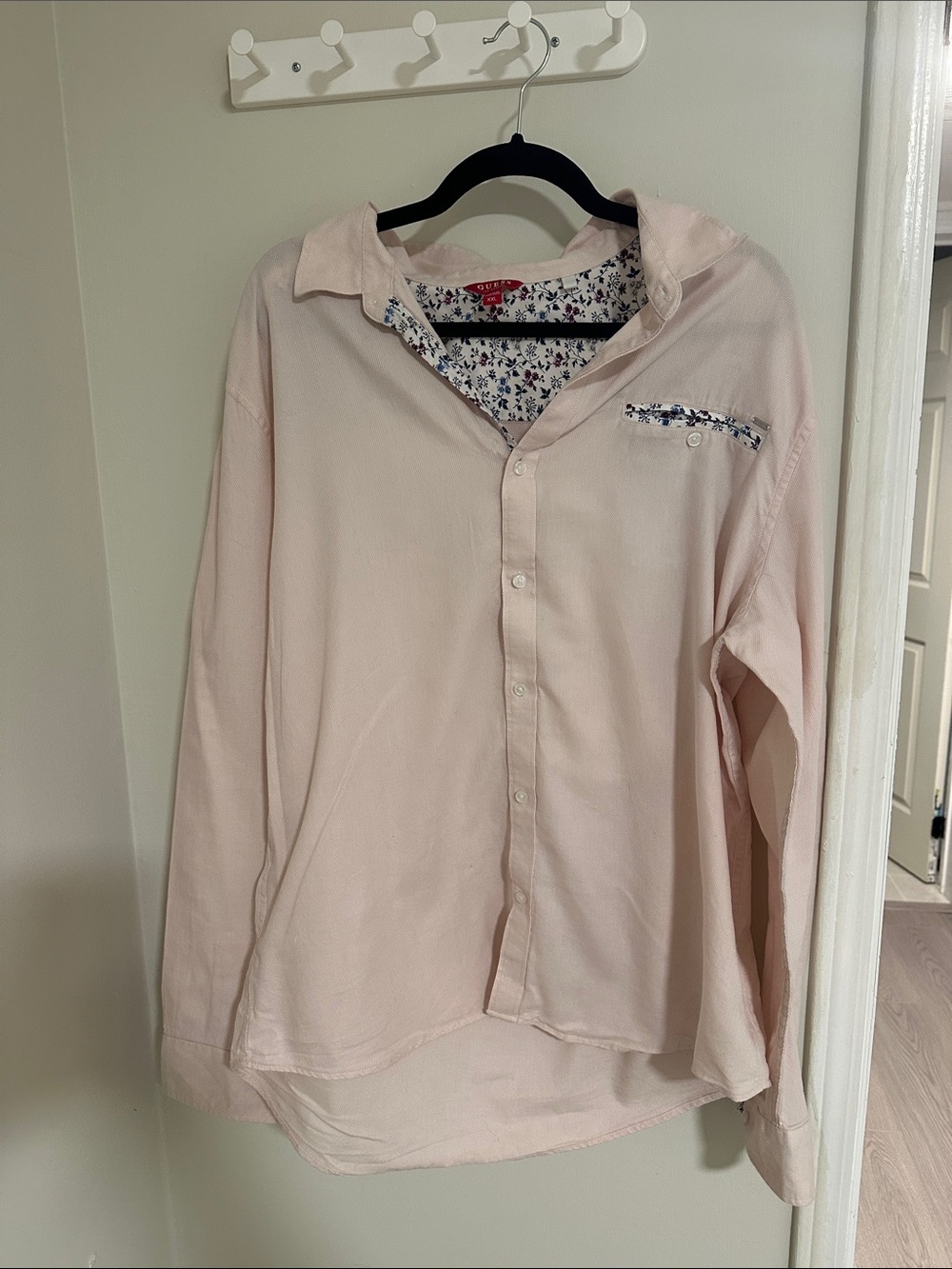 Guess Light Pink Button-Up Blouse with Floral Trim